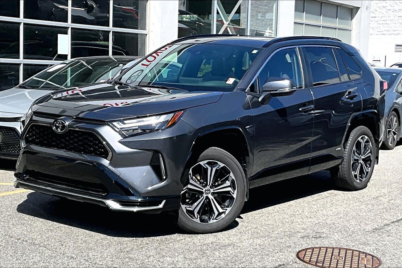 2025 Toyota RAV4 Plug-in Hybrid XSE AWD