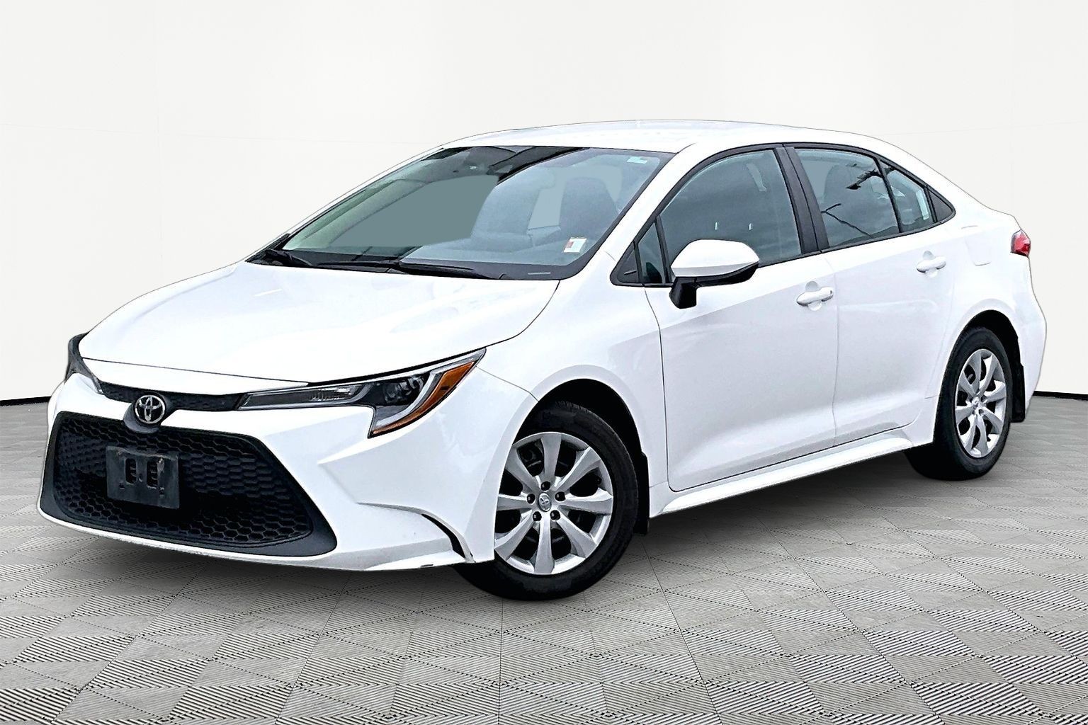 Super White 2021 Toyota Corolla Sedan Front-Wheel Drive Automatic