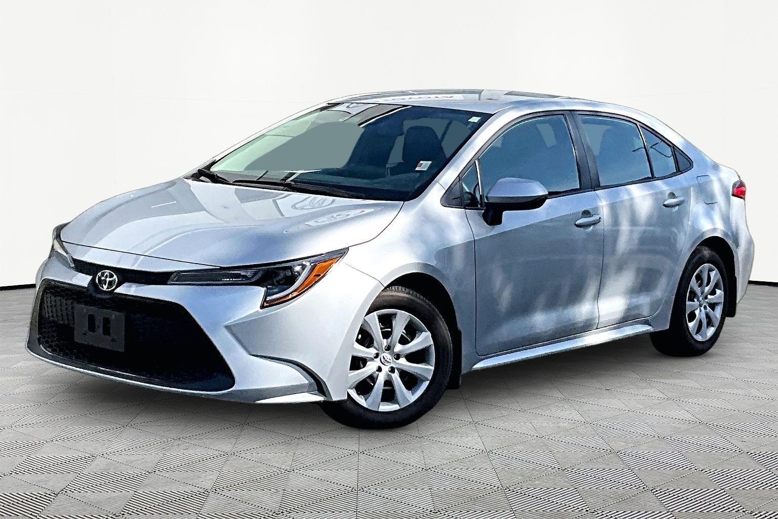 Classic Silver Metallic 2022 Toyota Corolla Sedan Front-Wheel Drive Automatic