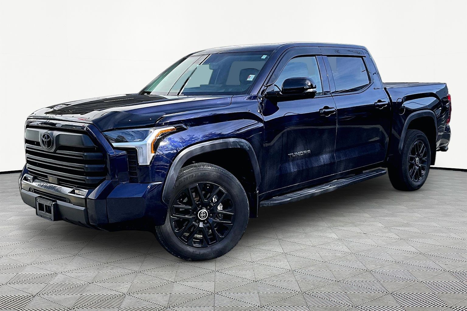 Blueprint 2024 Toyota Tundra Pickup Truck Four-Wheel Drive Automatic