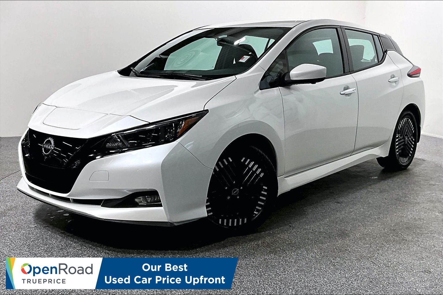 Pearl White Pearl Metallic 2023 Nissan LEAF Hatchback Front-Wheel Drive Automatic