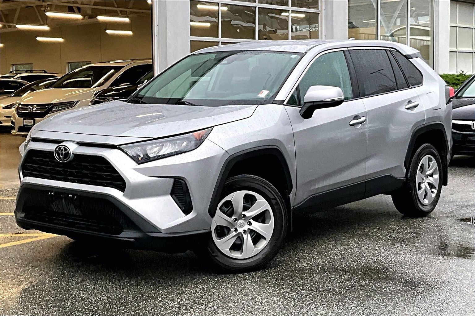2022 Toyota RAV4 LE AWD