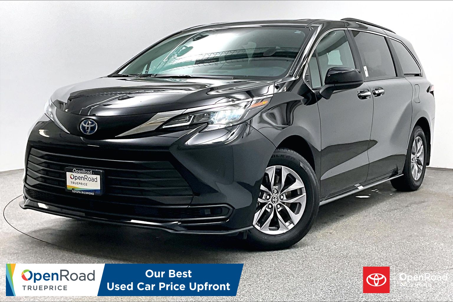 2025 Toyota Sienna XLE 8-Passenger FWD