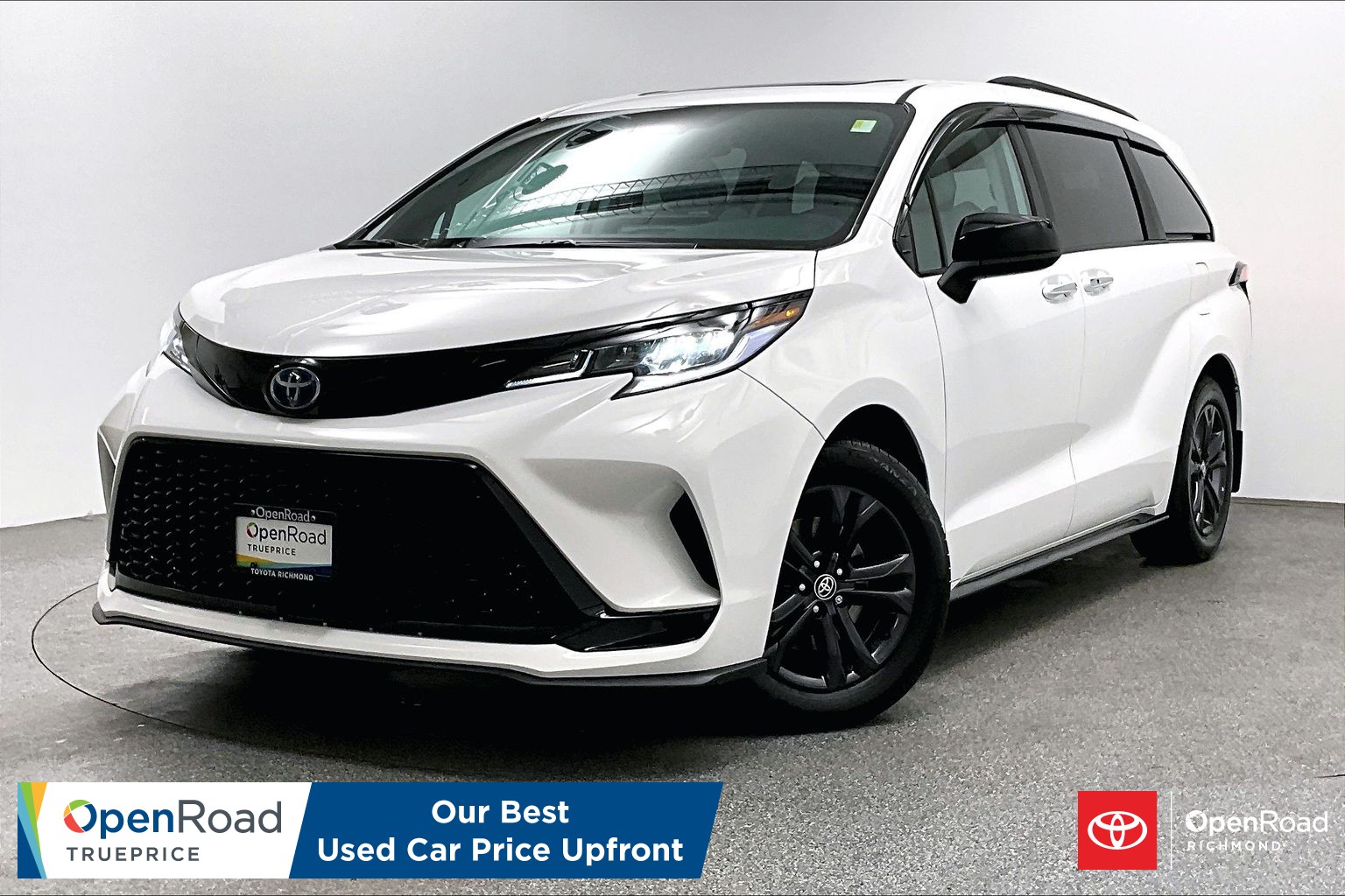 2025 Toyota Sienna XSE 7-Passenger AWD