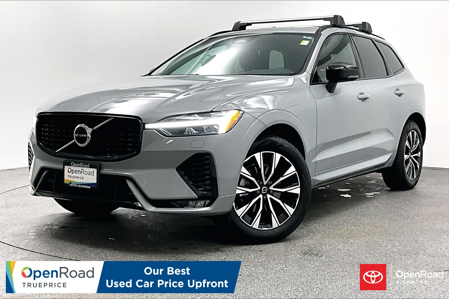 2024 Volvo XC60 B5 Core Dark Theme AWD