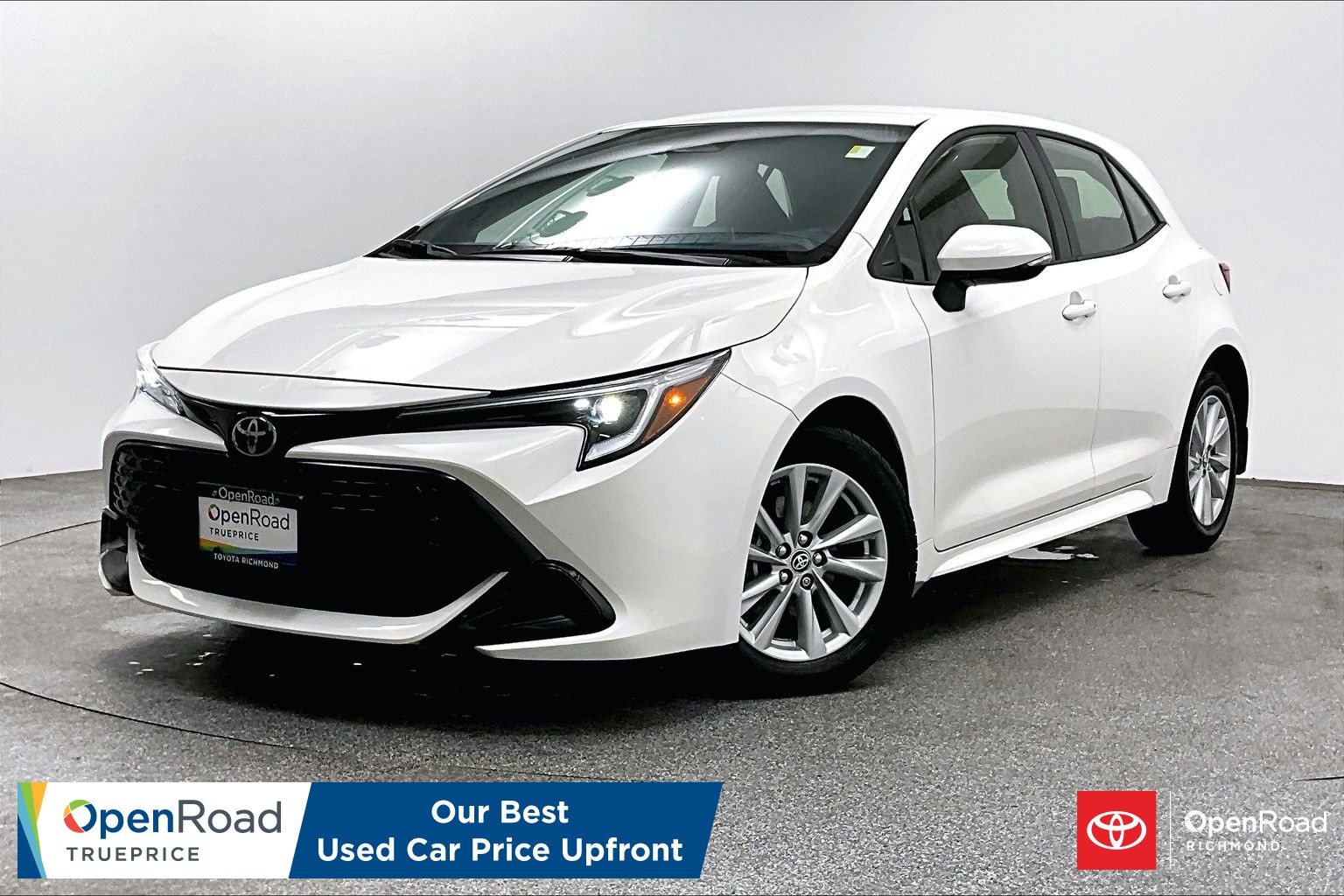 White 2025 Toyota Corolla Hatchback Automatic