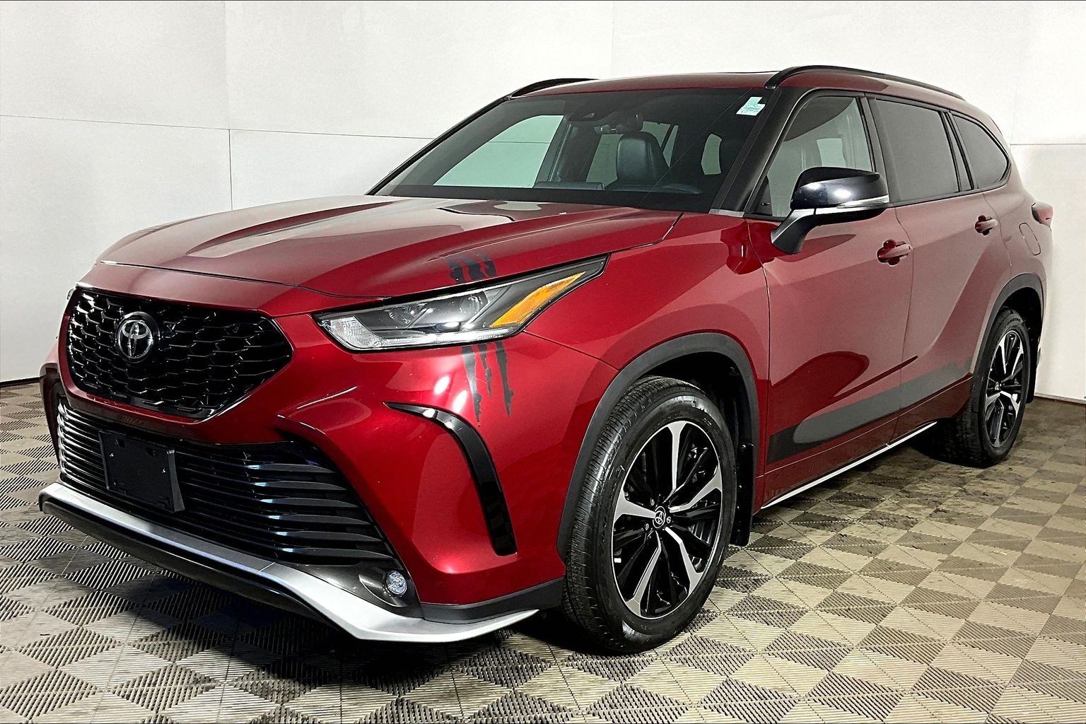 Red 2021 Toyota Highlander SUV / Crossover All-Wheel Drive Automatic
