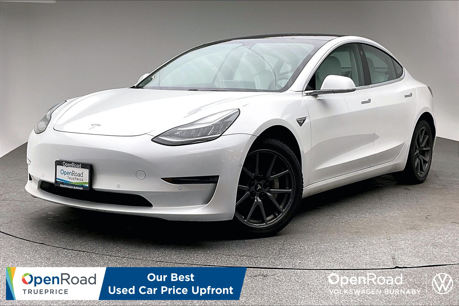 White 2019 Tesla Model 3 Sedan Rear-Wheel Drive Automatic