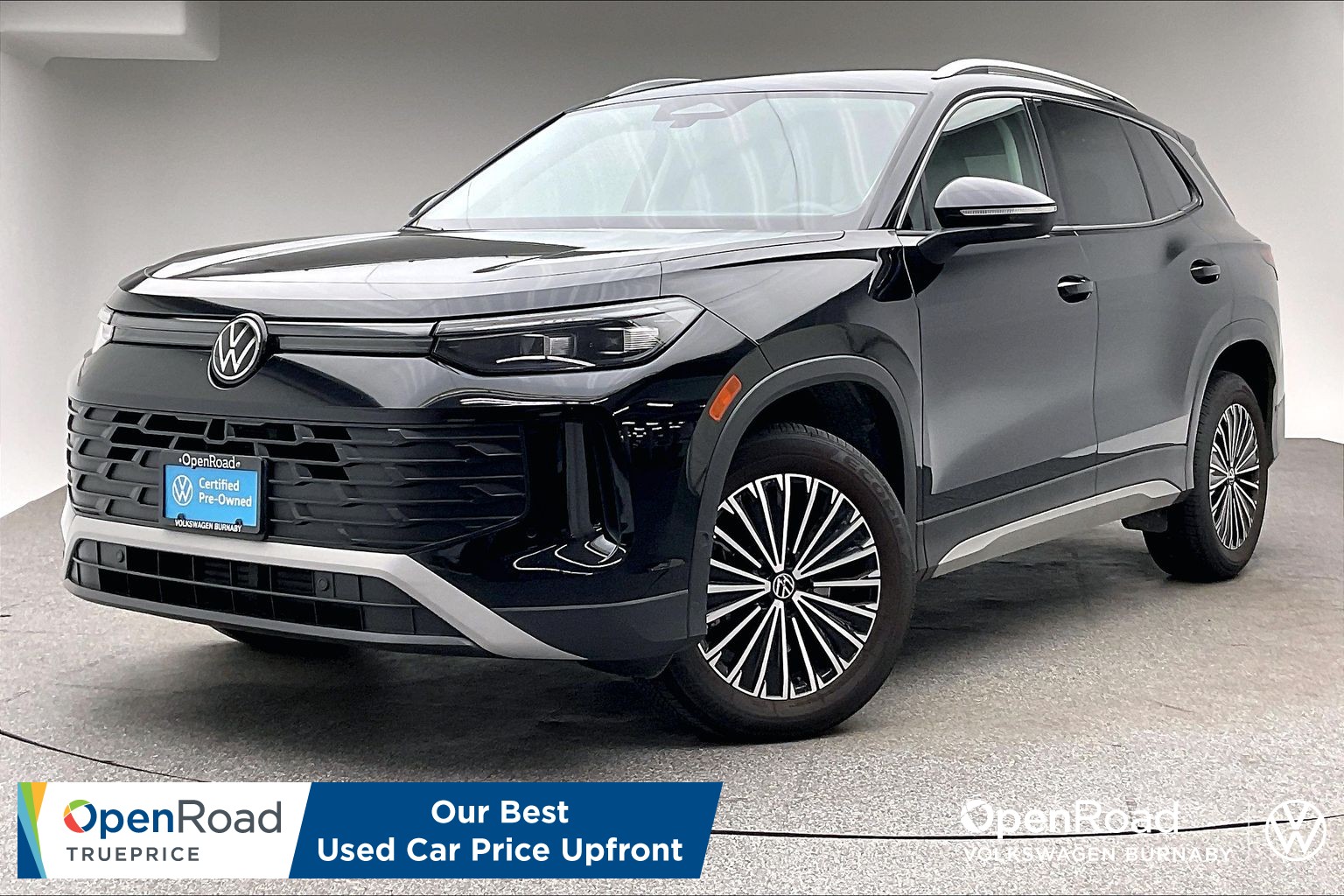 Deep Black Pearl 2026 Volkswagen Tiguan SUV / Crossover Automatic