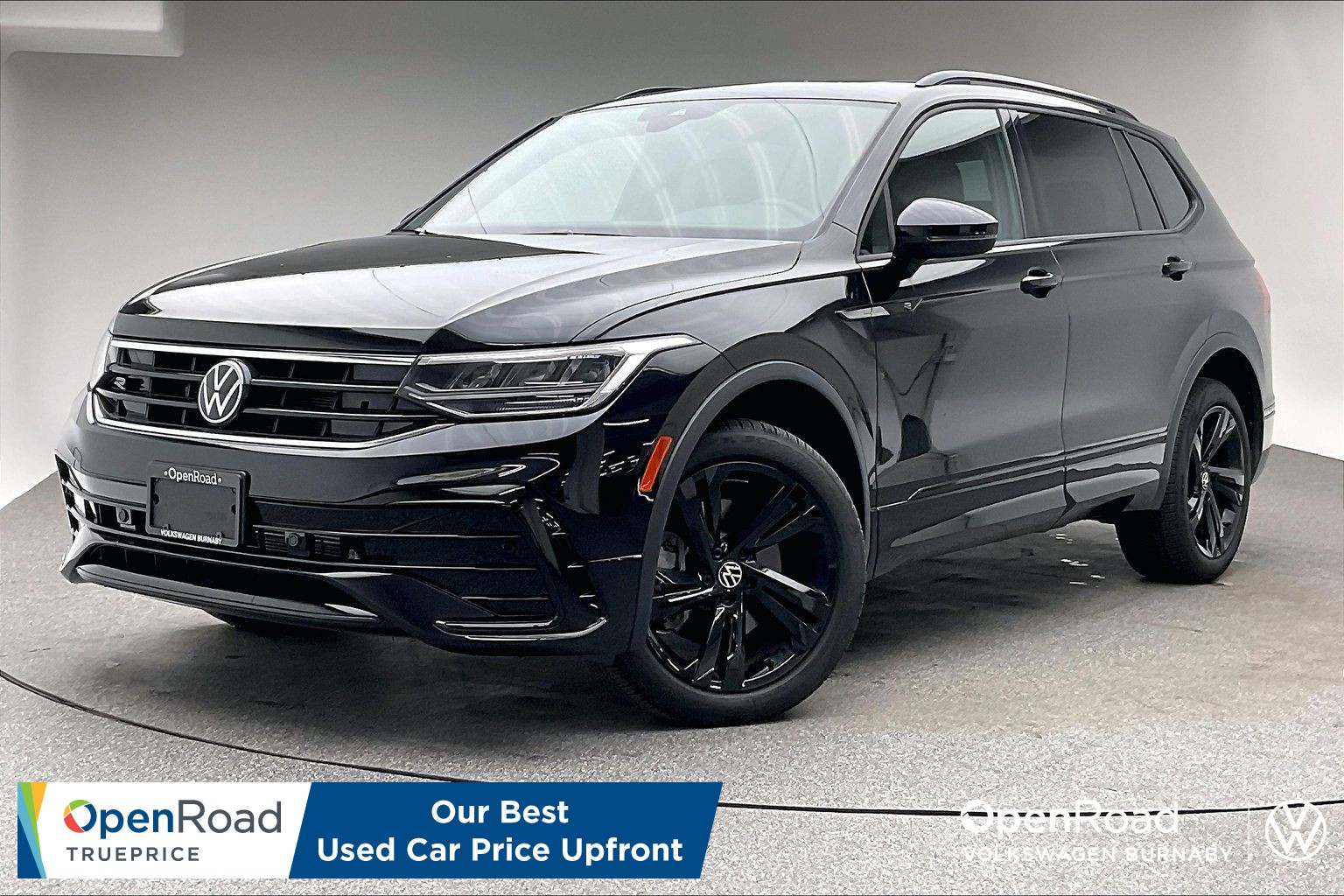 Deep Black Pearl 2024 Volkswagen Tiguan SUV / Crossover Automatic