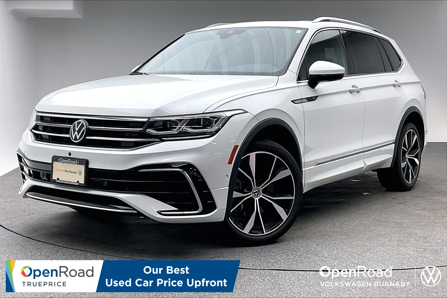 Oryx White Pearl 2024 Volkswagen Tiguan SUV / Crossover  Automatic