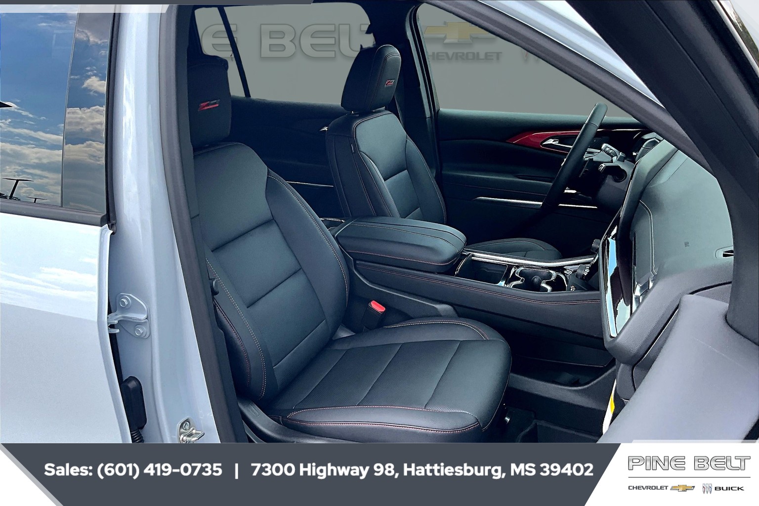 New 2026 Chevrolet Traverse Z71 SUV in Hattiesburg #4NT13037