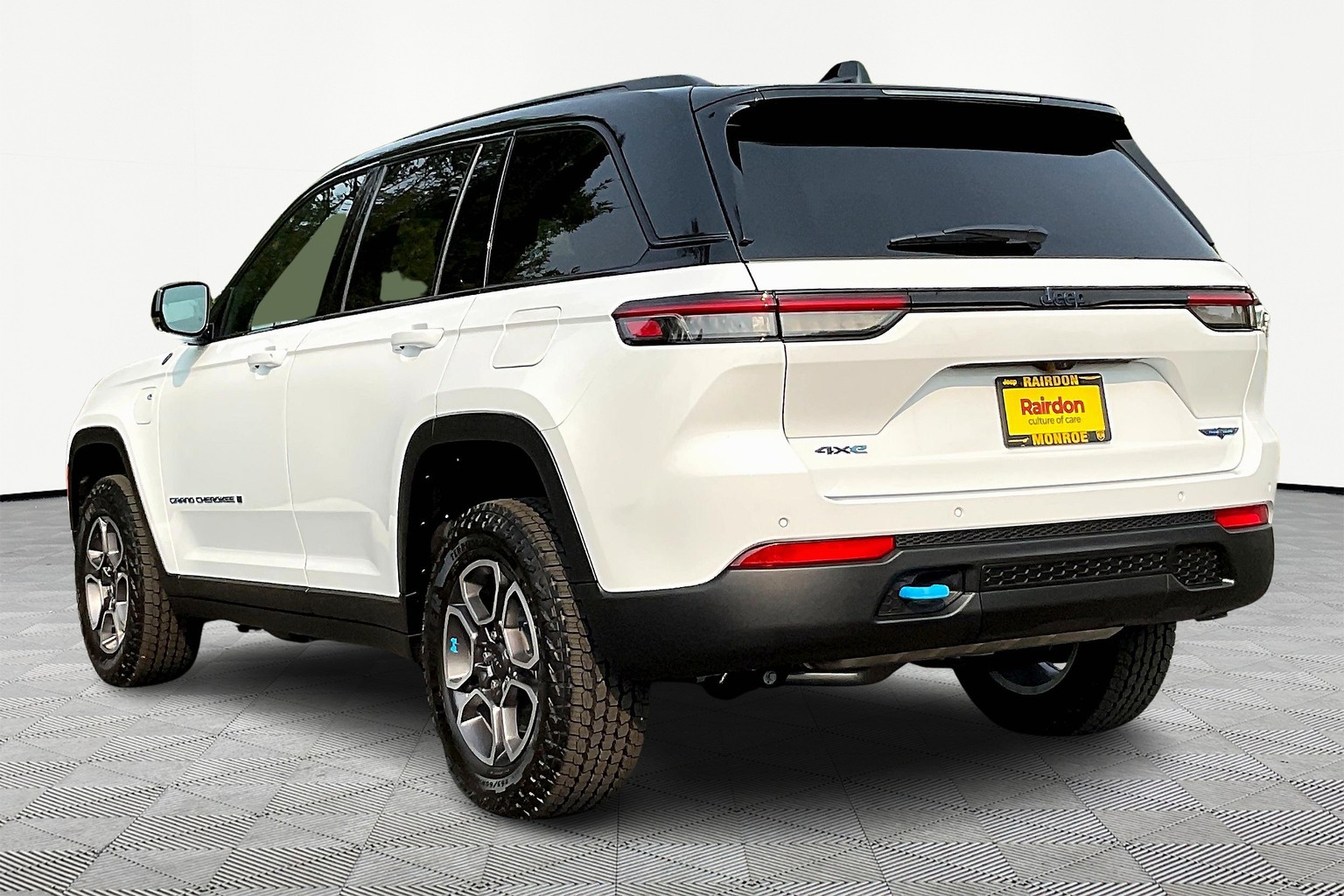 New 2023 Jeep Grand Cherokee Trailhawk 4xe 4D Sport Utility in Lakewood  #1568X