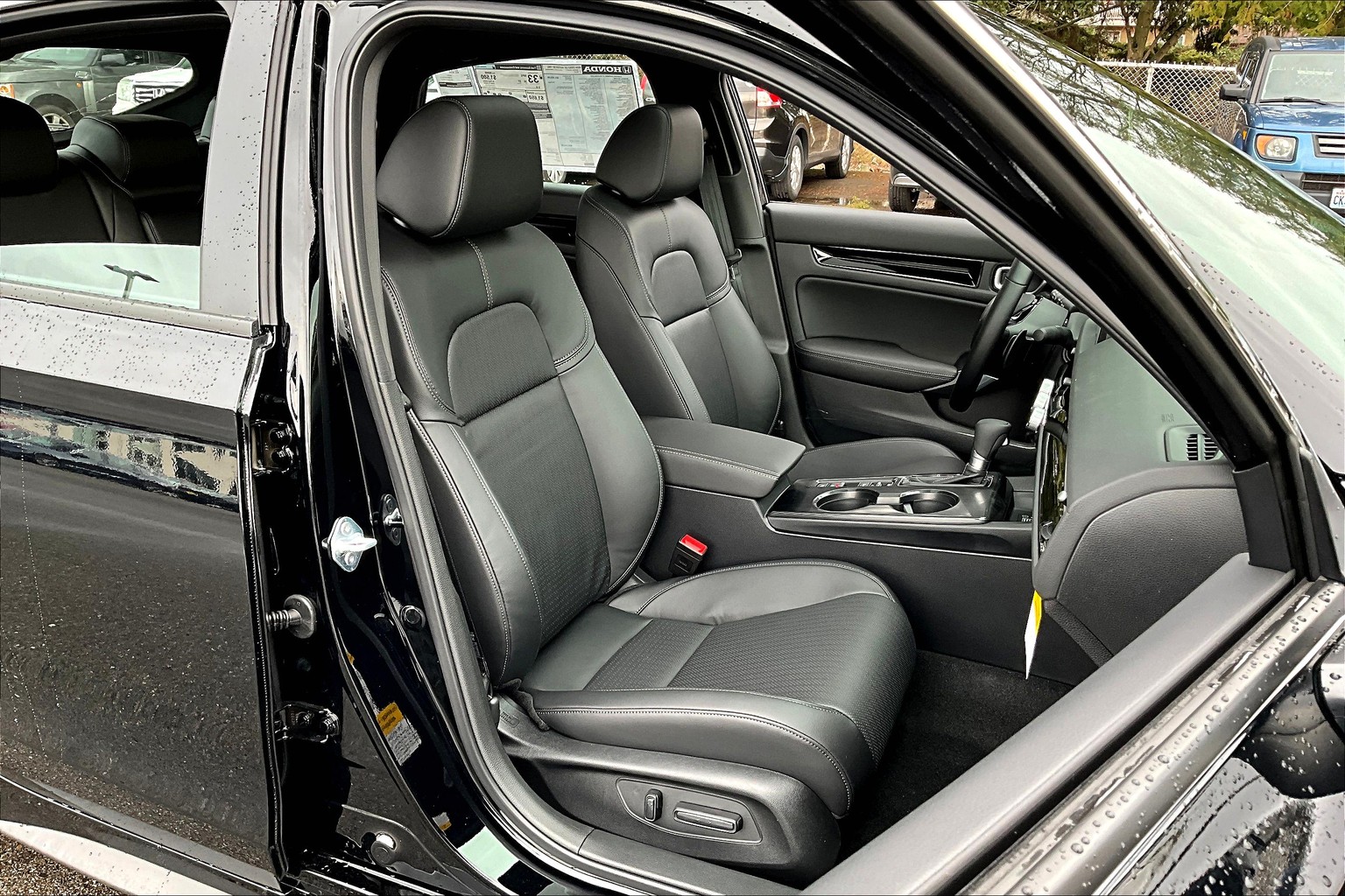 New 2024 Honda Civic Sport 4D Hatchback FWD CVT in Sumner #RE009352