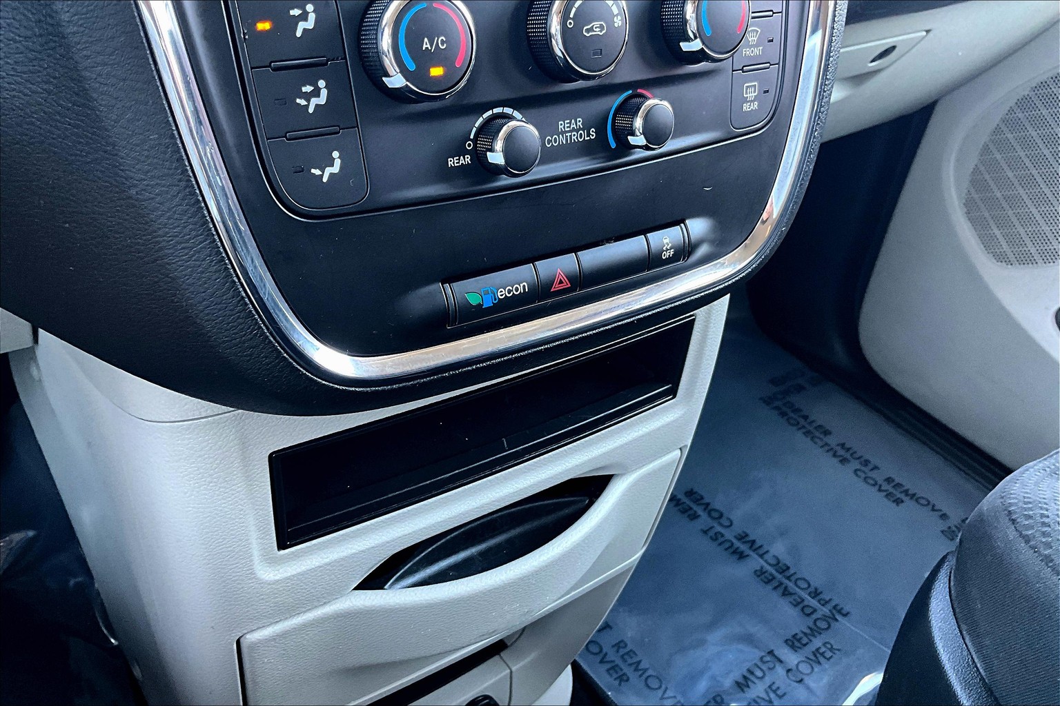 2019 Dodge Grand Caravan SE Plus South County Auto Plaza