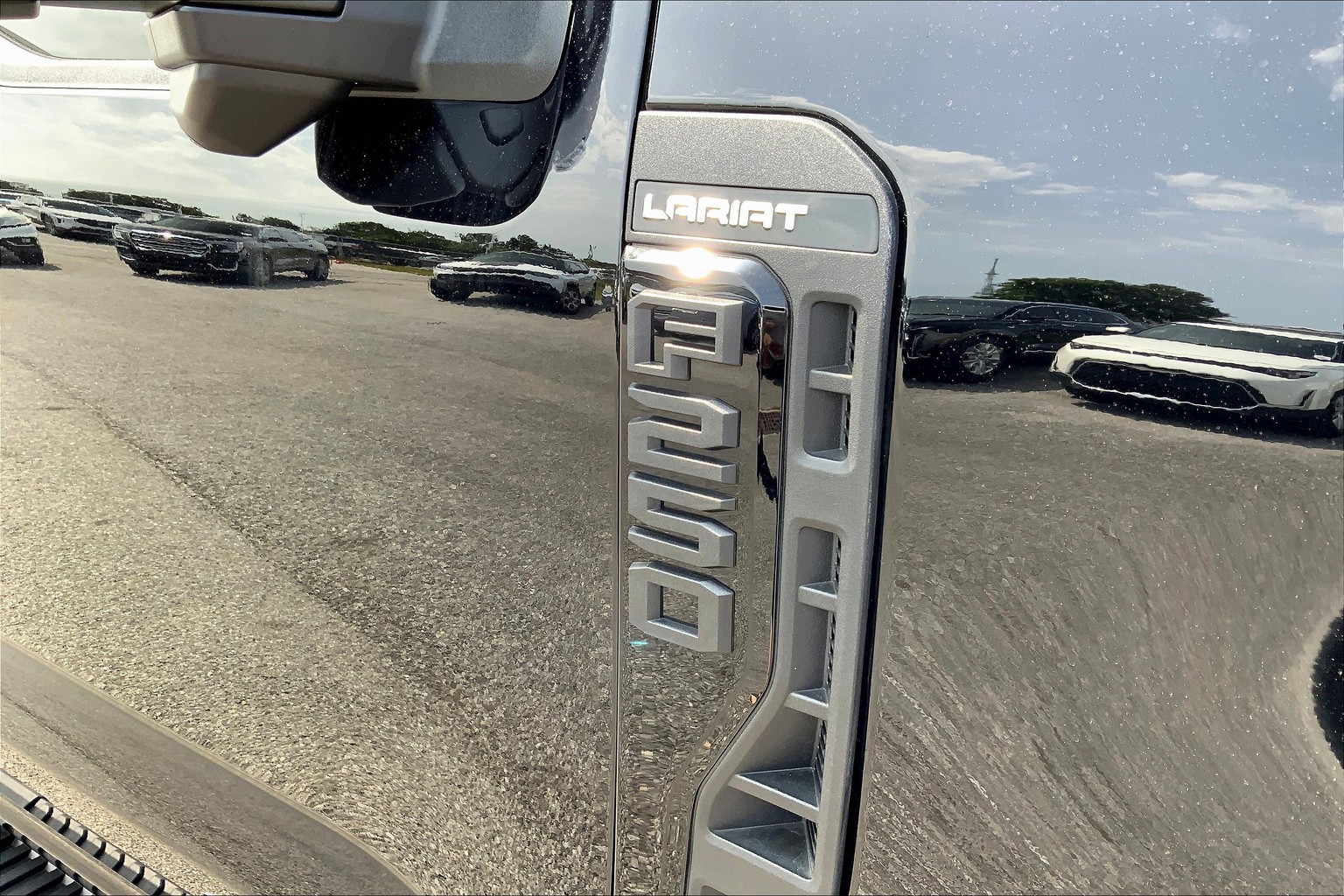 F-250 Super Duty SuperCrew Lariat