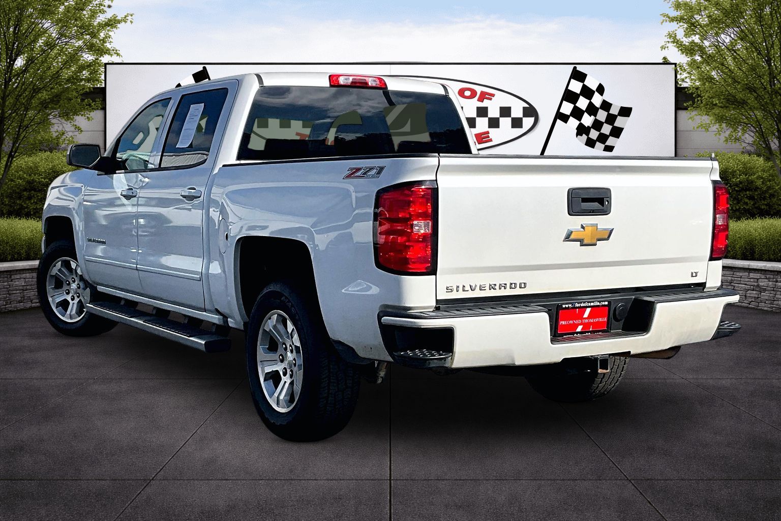 2017 Chevrolet Silverado 1500 LT Z71 - Photo 12