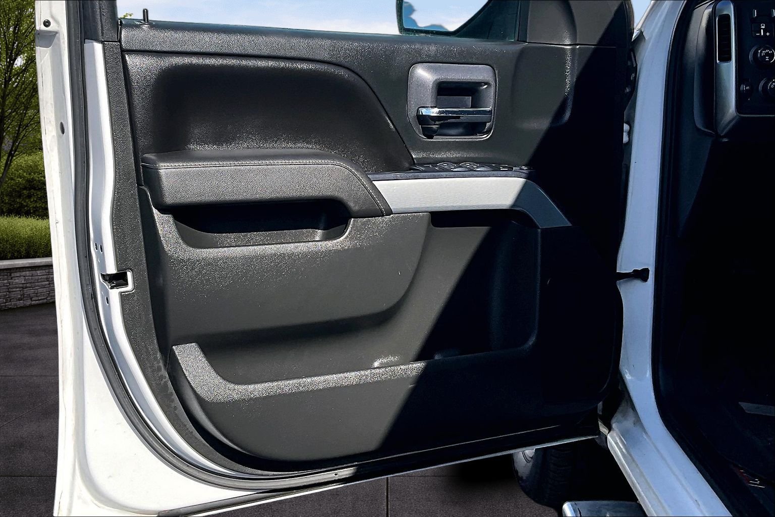 2017 Chevrolet Silverado 1500 LT Z71 - Photo 20