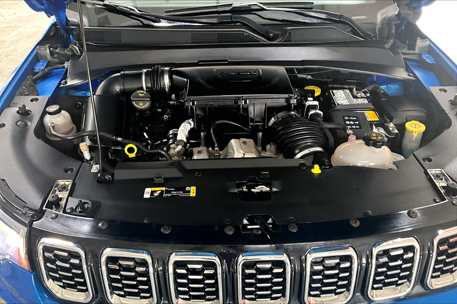 2025 Jeep Compass Limited - Photo 9