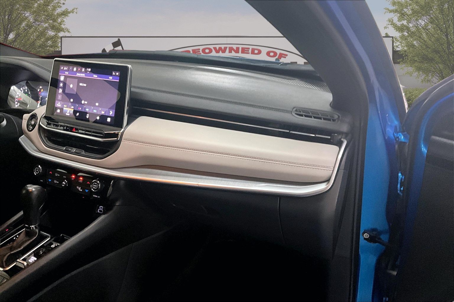 2025 Jeep Compass Limited - Photo 15
