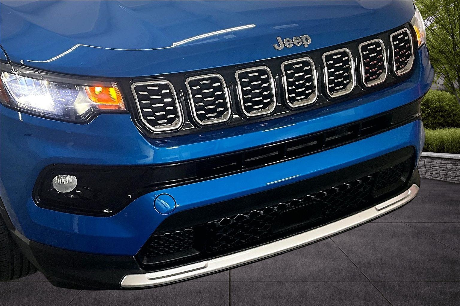 2025 Jeep Compass Limited - Photo 25