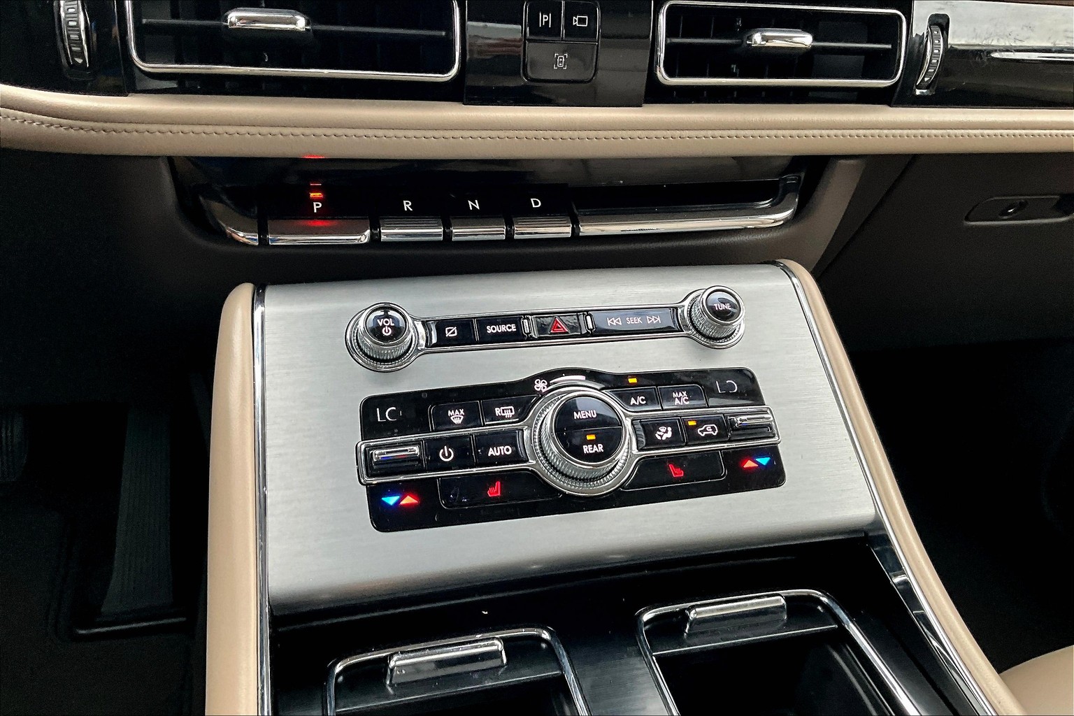 2020 Lincoln Aviator Base - Photo 32